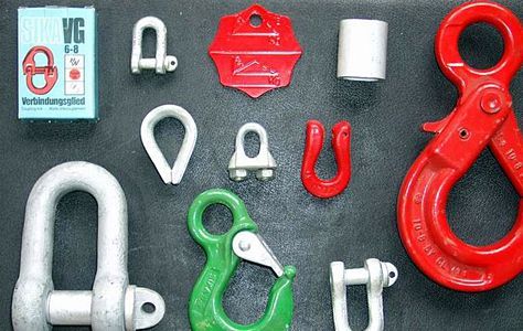 Kettengehänge oder Stahlseile aus Edelstahl